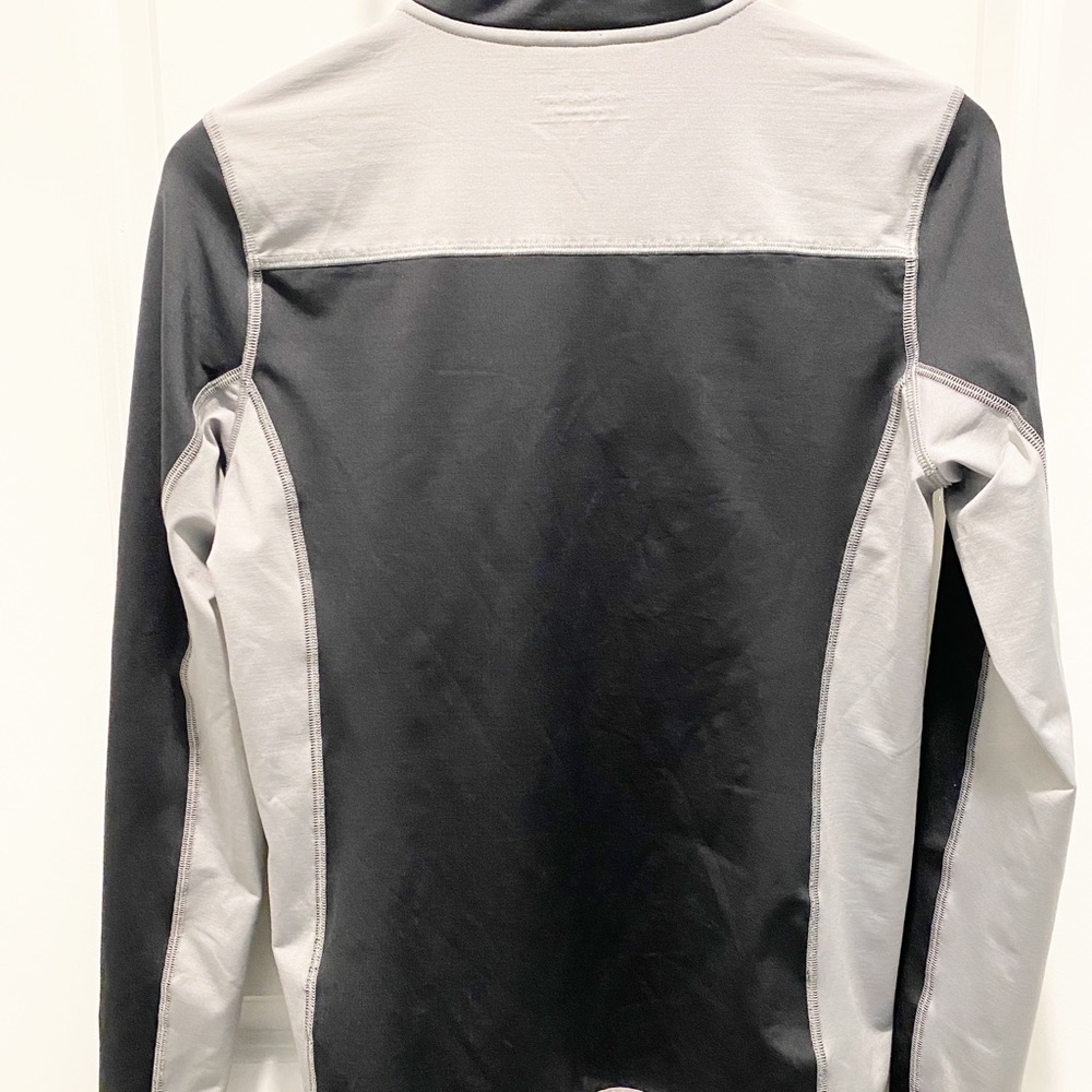 Vineyard Vines Performance Pullover - image 2